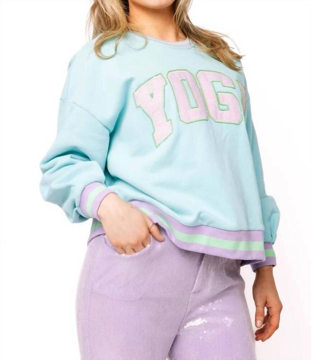 NEW QUEEN OF SPARKLES yoga sweatshirt in aqua